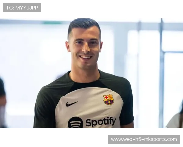 巴萨中场节奏课:球员在训练中学习控制比赛节拍的艺术